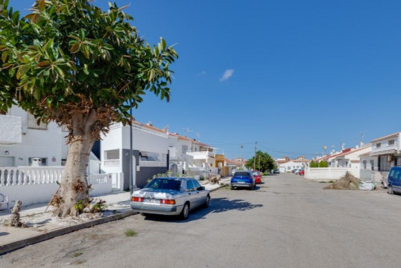 Obra nueva - Bungalow - Torrevieja - Torretas