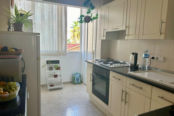 Resale - Apartment  - Finestrat - Cala de Finestrat