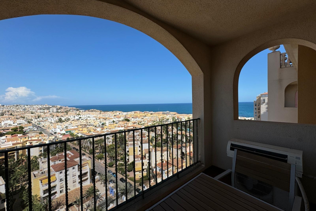 Resale - Apartment  - Torrevieja - Los Frutales