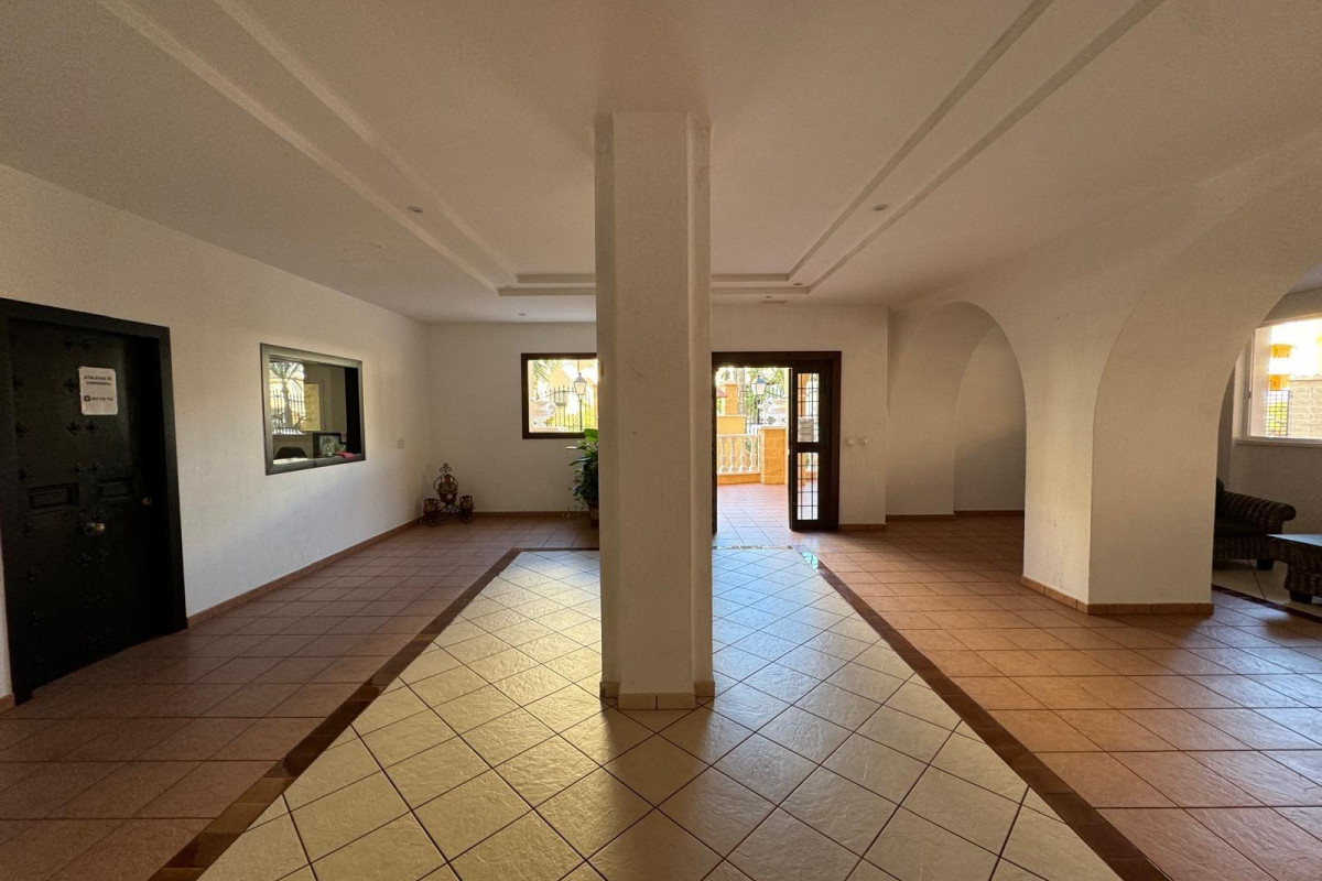 Herverkoop - Appartement  - Torrevieja - Los Frutales