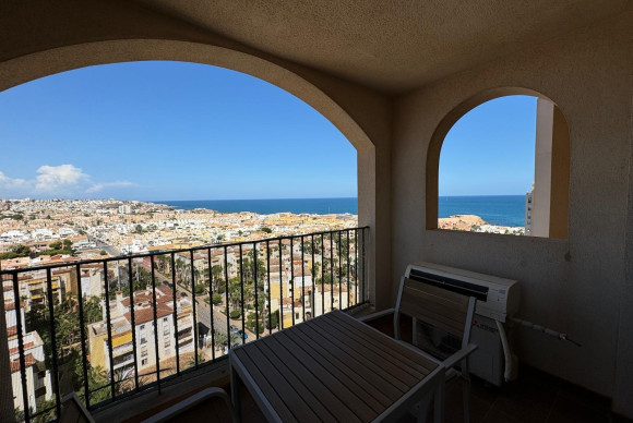 Herverkoop - Appartement  - Torrevieja - Los Frutales