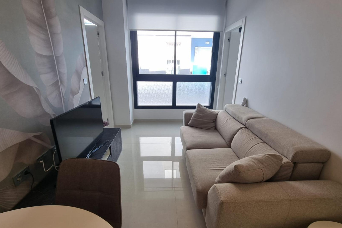 Reventa - Apartamento / piso - Torrevieja - Estacion de autobuses