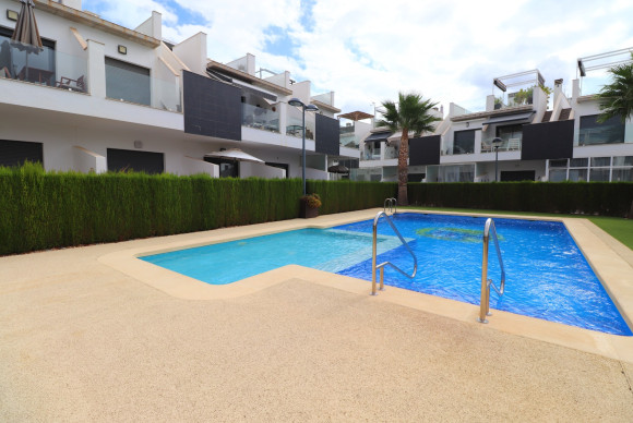 Resale - Apartment  - Pilar de La Horadada - Pilar de La Horadada - Town