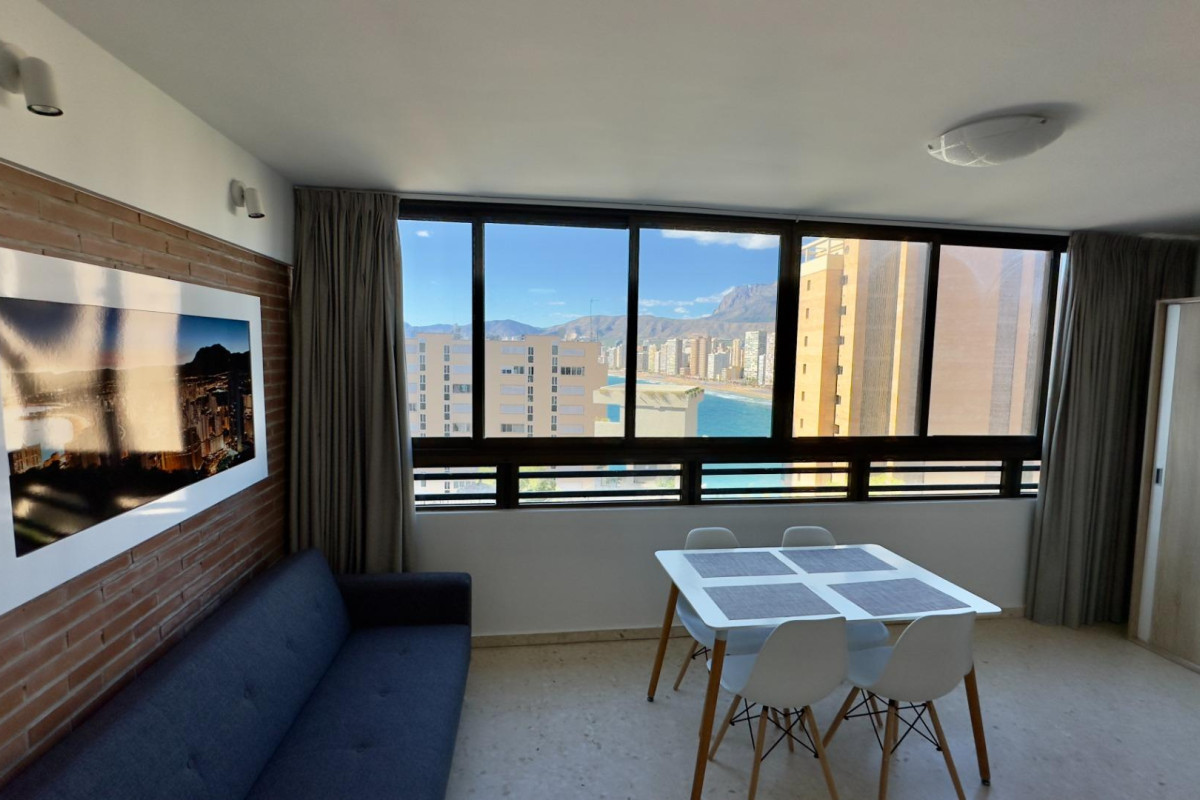 Alquiler a largo plazo - Apartamento / piso - Benidorm - Rincon de Loix Cruz