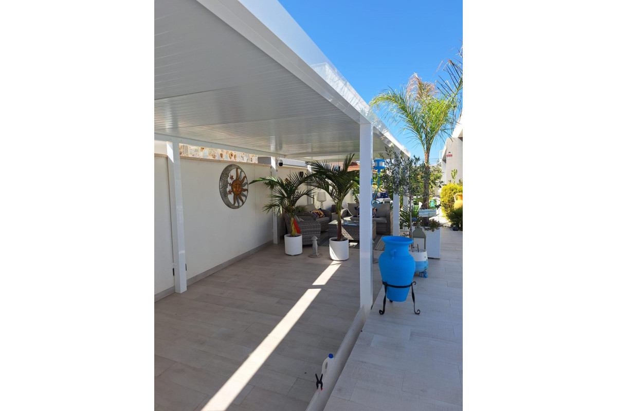 Resale - Villa de Lujo - Torrevieja - La siesta