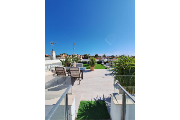 Resale - Villa de Lujo - Torrevieja - La siesta