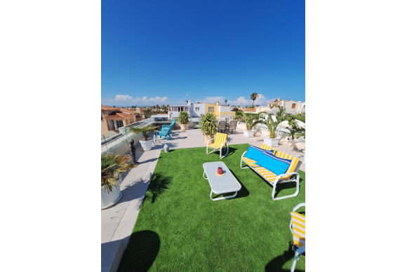 Resale - Villa de Lujo - Torrevieja - La siesta