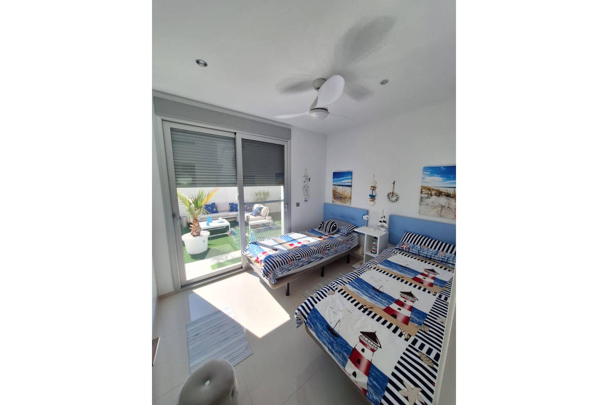 Resale - Villa de Lujo - Torrevieja - La siesta