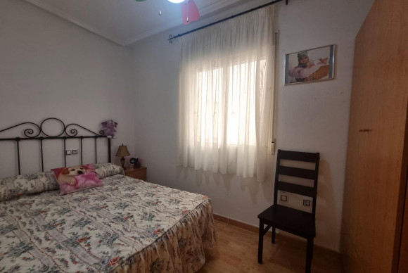 Herverkoop - Appartement  - Torrevieja - Acequion