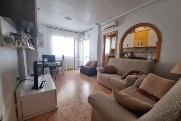 Resale - Apartment  - Torrevieja - Acequion