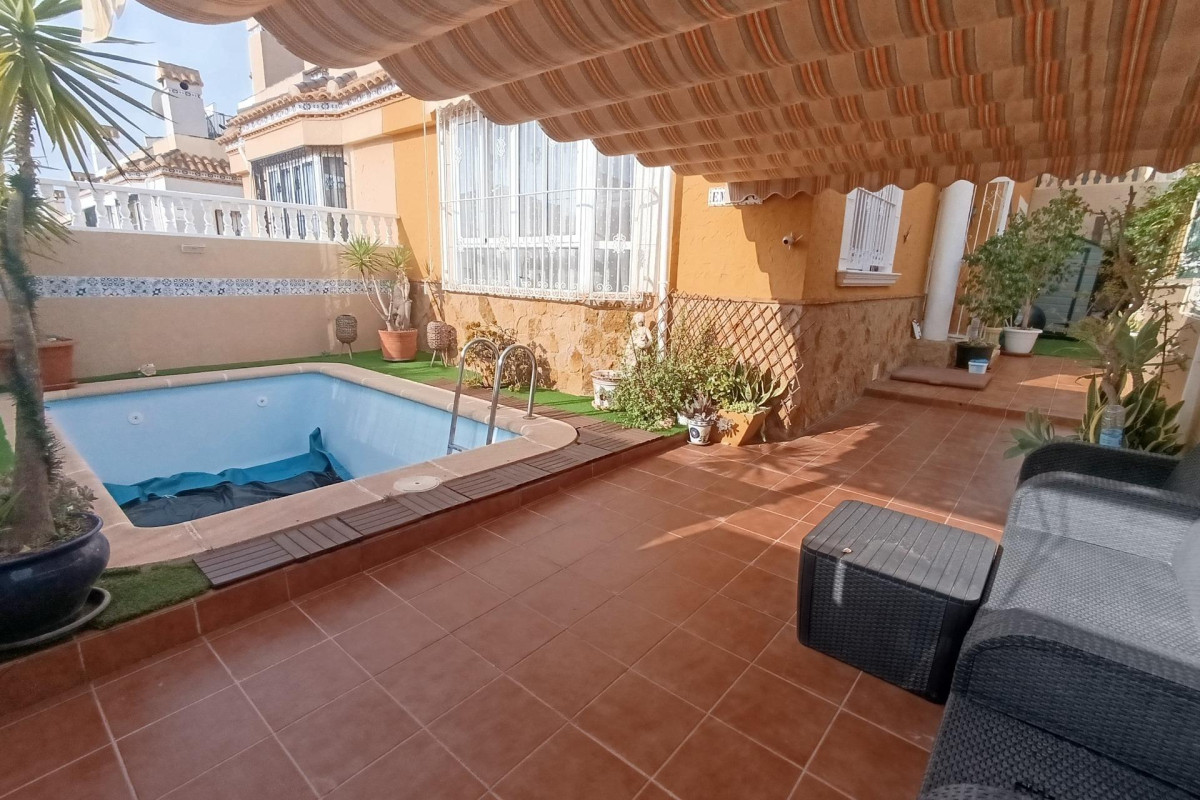 Resale - House - Orihuela Costa - PAU 26