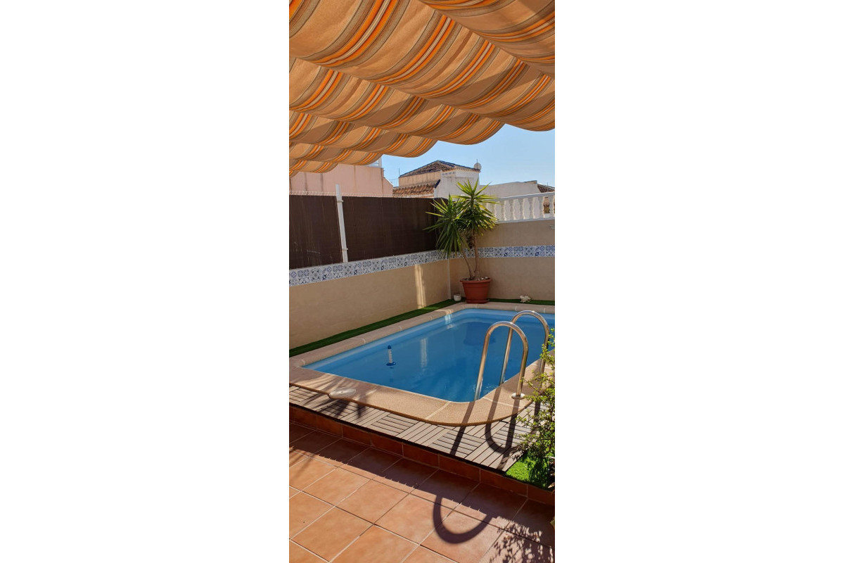 Resale - House - Orihuela Costa - PAU 26