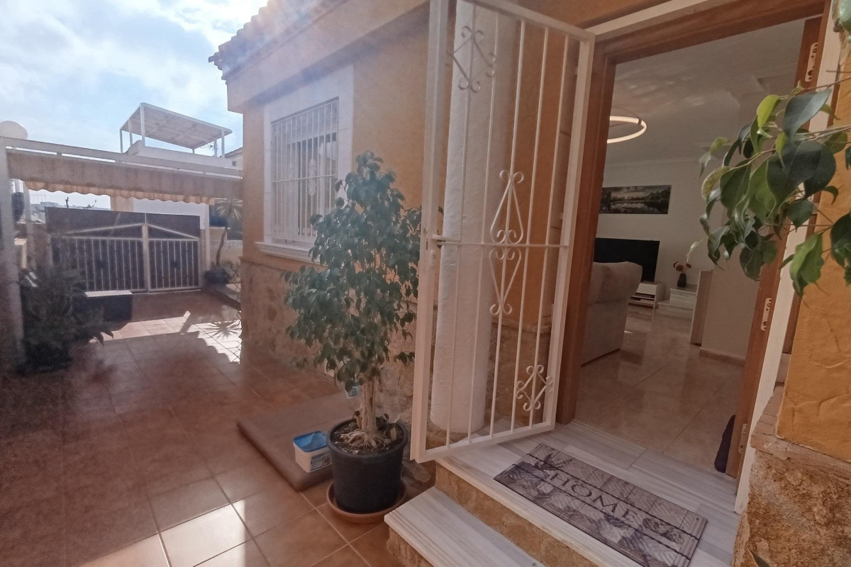 Resale - House - Orihuela Costa - PAU 26