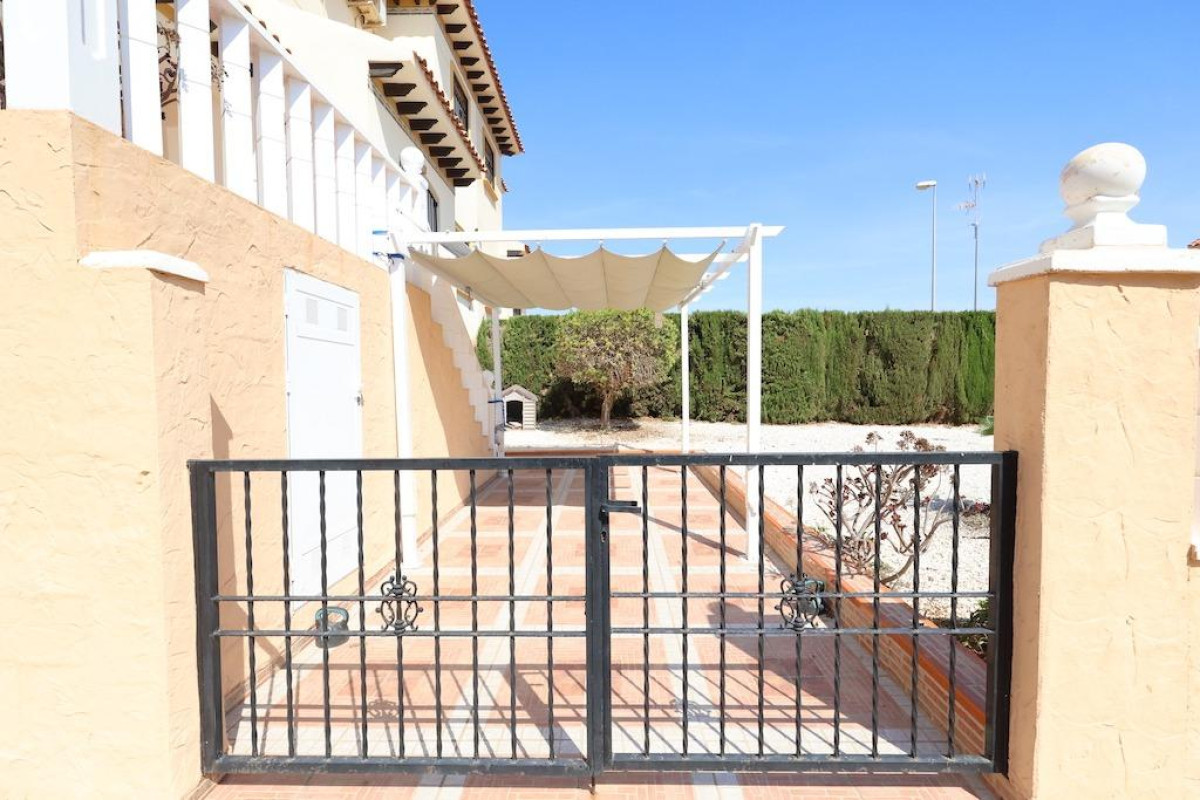 Resale - Townhouse - Orihuela Costa - Montezenia