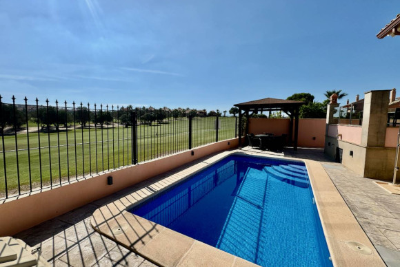 Resale - Villa - Algorfa - La Finca Golf Resort