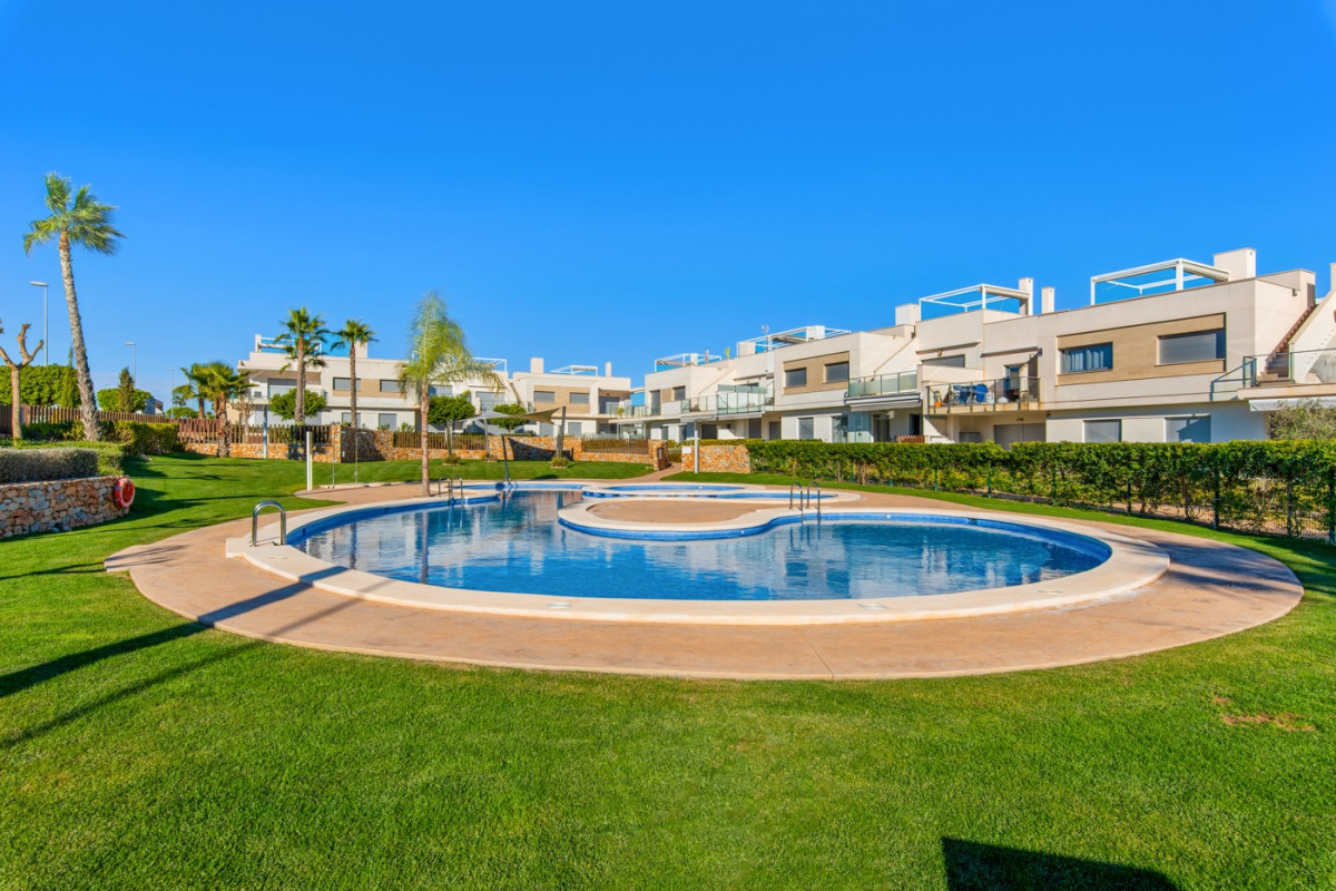 Resale - Apartment  - Orihuela Costa - Entre Naranjos Vistabella