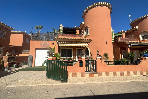 Resale - Villa - Orihuela Costa - Playa Flamenca