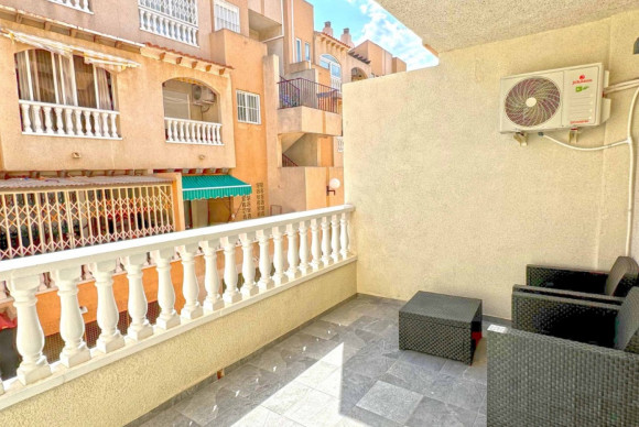 Herverkoop - Appartement  - Torrevieja - Playa del Cura