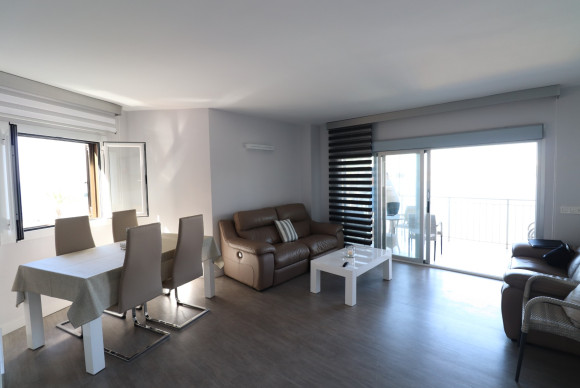 Resale - Apartment  - Torrevieja - Playa Del Cura