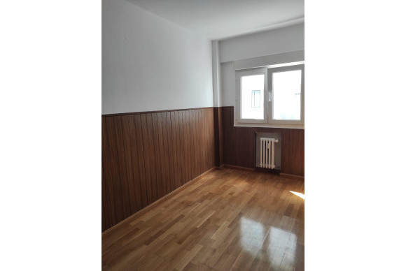 Resale - Apartment  - Oviedo - C. naranco