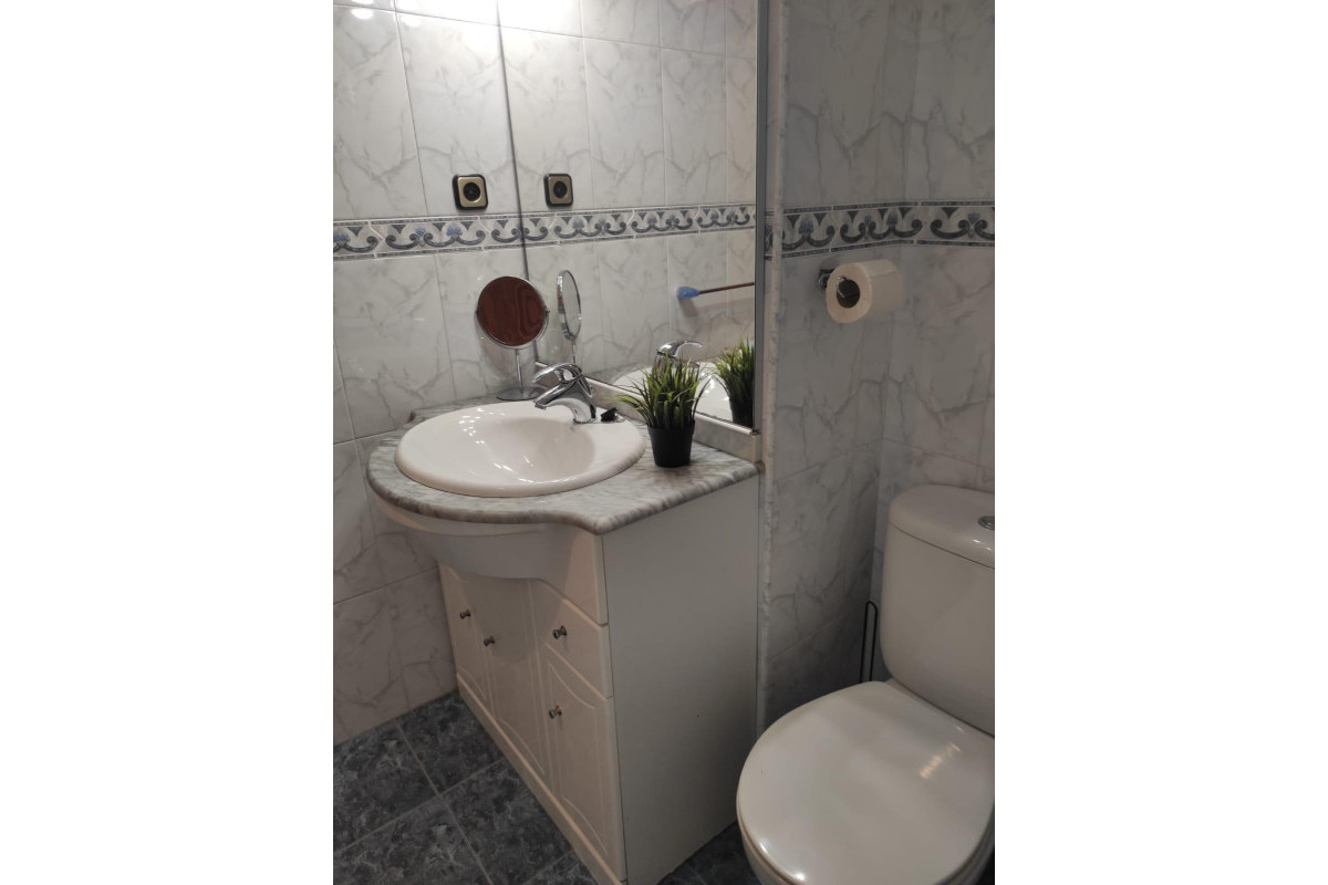 Resale - Apartment  - Oviedo - C. naranco