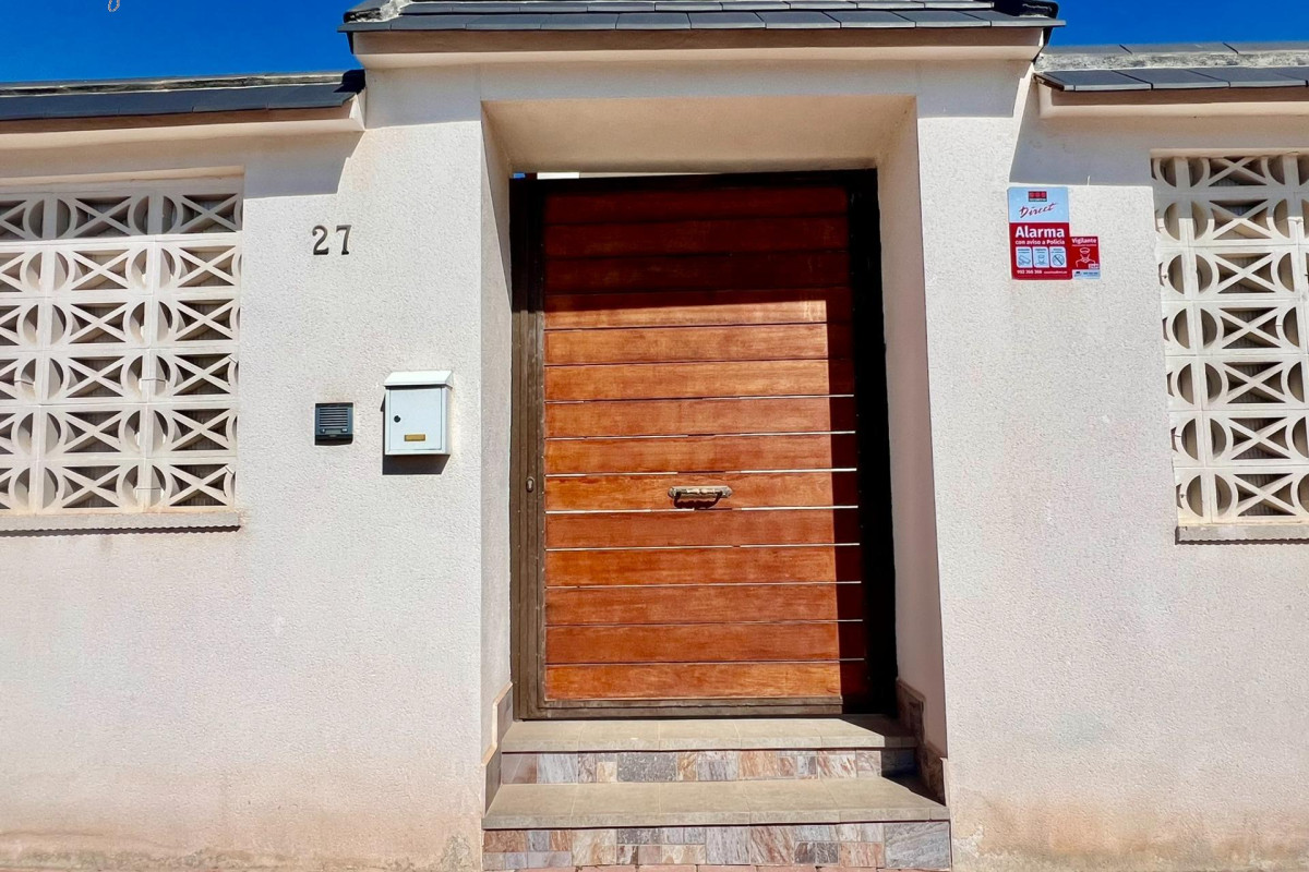 Reventa - Villa - Torrevieja - Los balcones