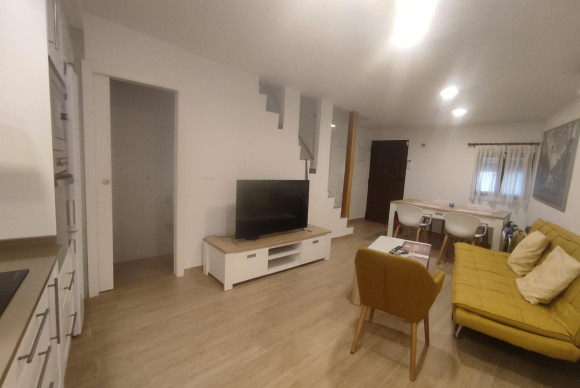 Lange Termijn Verhuur - Appartement  - Villajoyosa - Pueblo