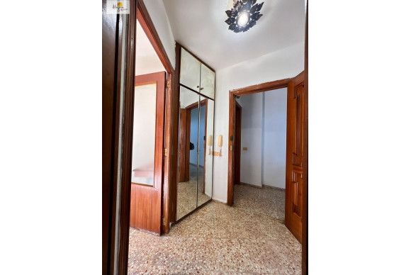 Reventa - Apartamento / piso - Altura - Pueblo