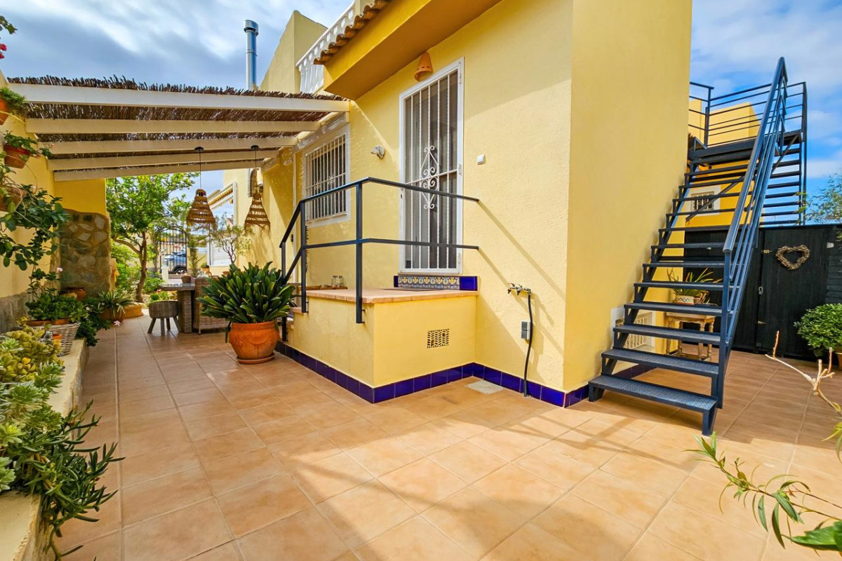 Resale - Semidetached - Rojales - Calle Turmalina, 03170