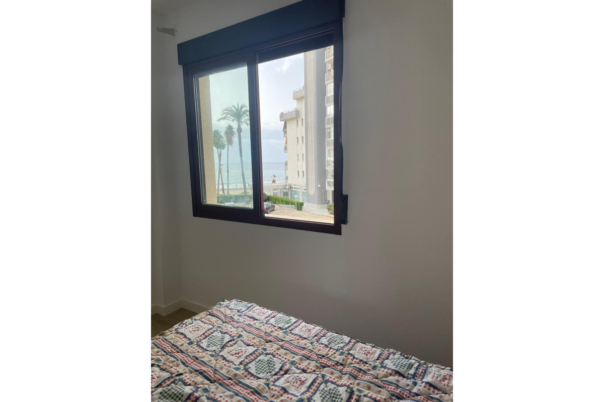 Resale - Apartment  - Calpe - Playa De Levante