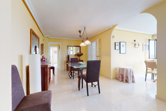 Resale - Apartment  - Torrevieja - Playa del cura