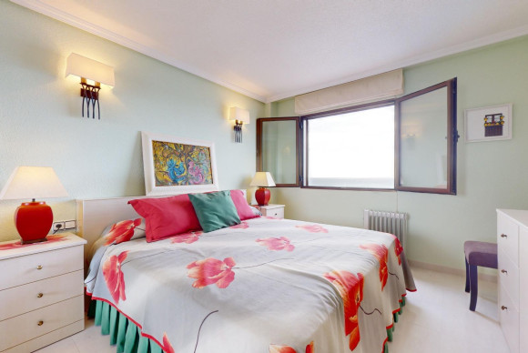 Resale - Apartment  - Torrevieja - Playa del cura