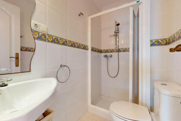 Resale - Apartment  - Torrevieja - Playa del cura