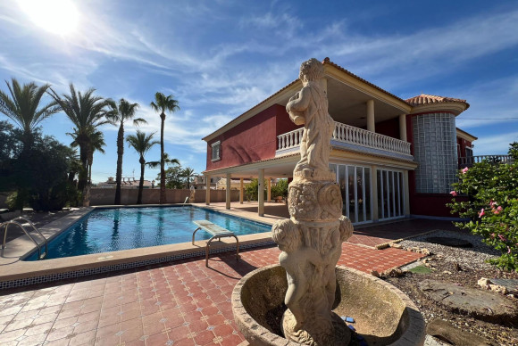 Herverkoop - Villa - Torrevieja - Torreta florida