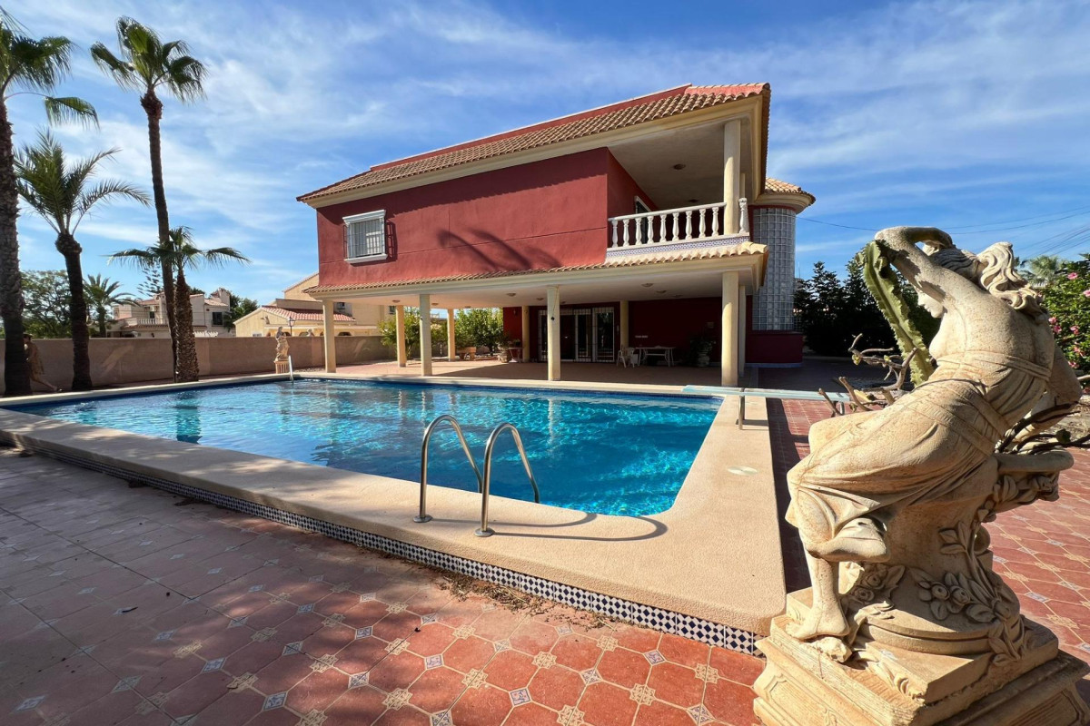 Herverkoop - Villa - Torrevieja - Torreta florida