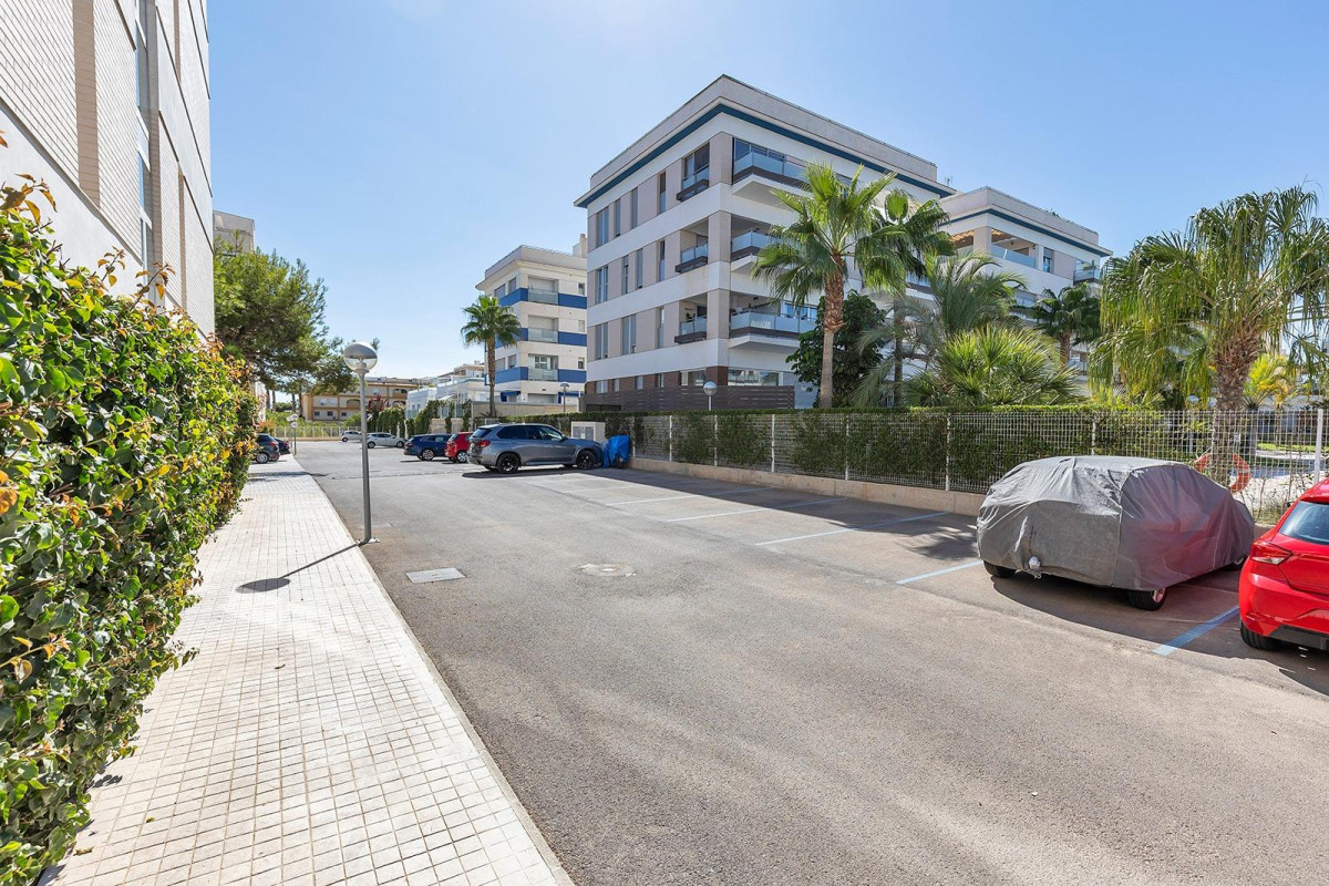 Resale - Apartment  - Orihuela Costa - Los Dolses