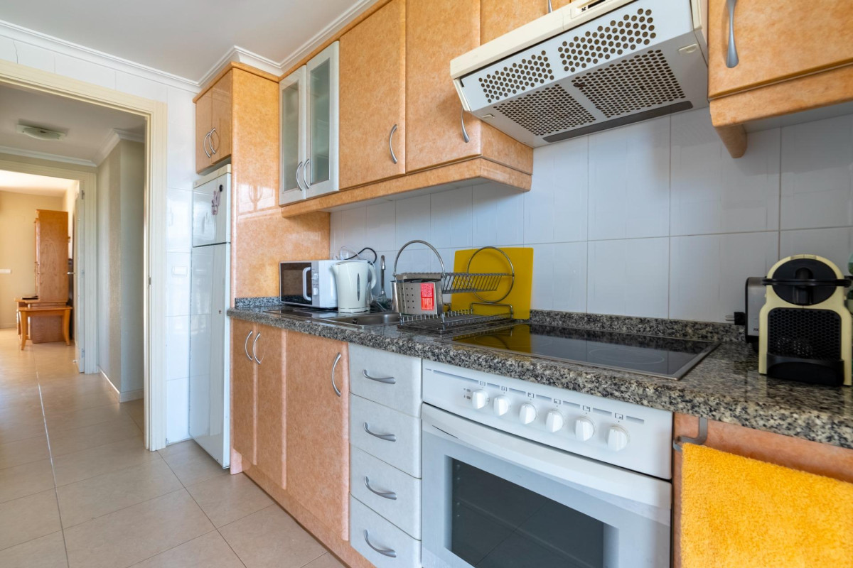 Resale - Apartment  - Calpe - Playa De La Fossa