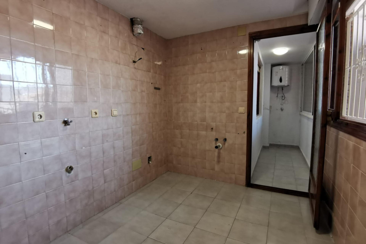 Reventa - Apartamento / piso - Torrevieja - Estacion de autobuses