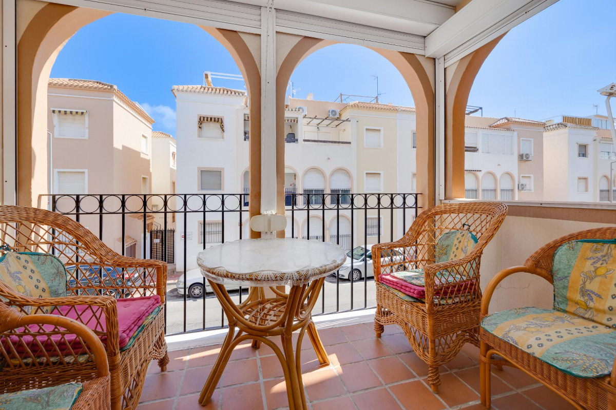 Resale - Bungalow - Torrevieja - playa de los naufragos