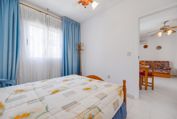 Resale - Bungalow - Torrevieja - playa de los naufragos