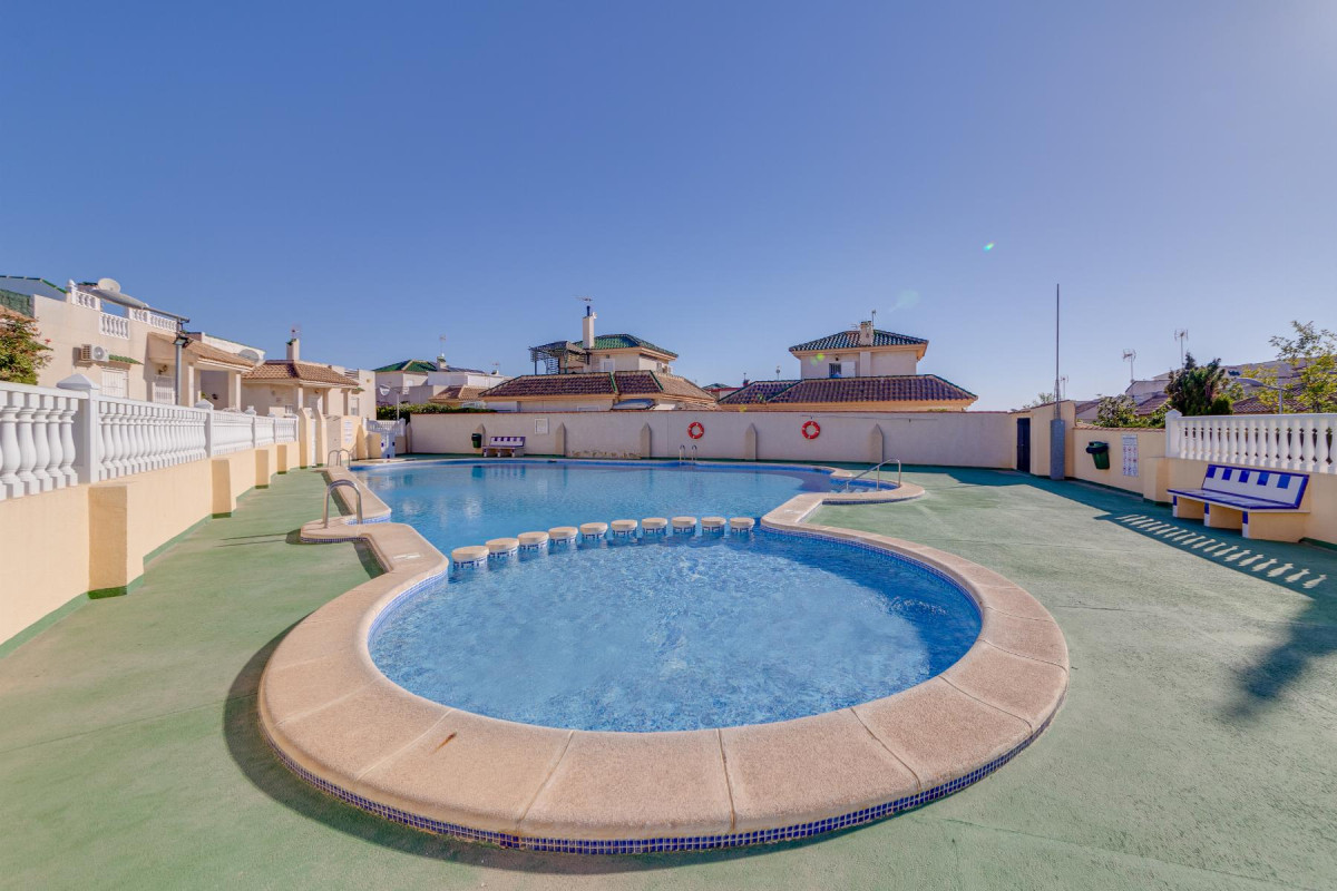 Resale - Bungalow - Orihuela Costa - Los Altos