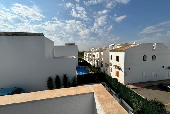 Resale - Villa Detached - Ciudad Quesada