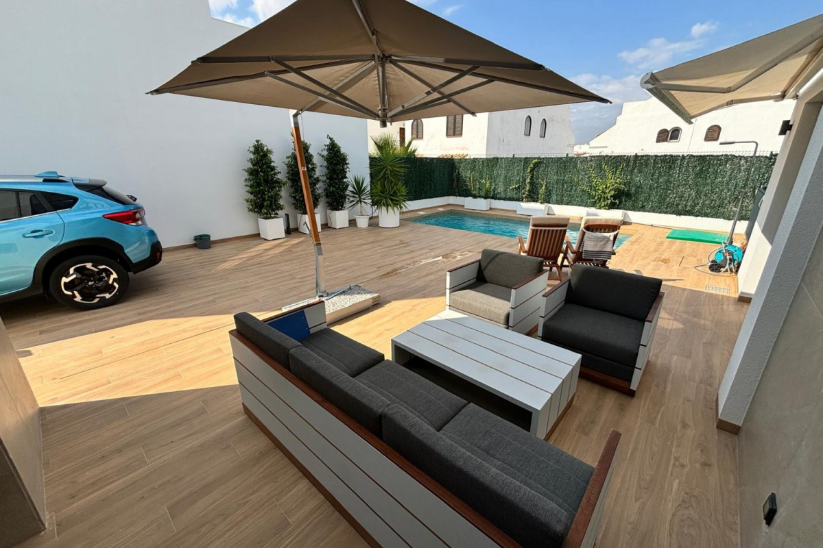 Resale - Villa Detached - Ciudad Quesada