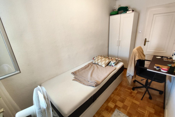 Revente - Appartement - Madrid - Comillas