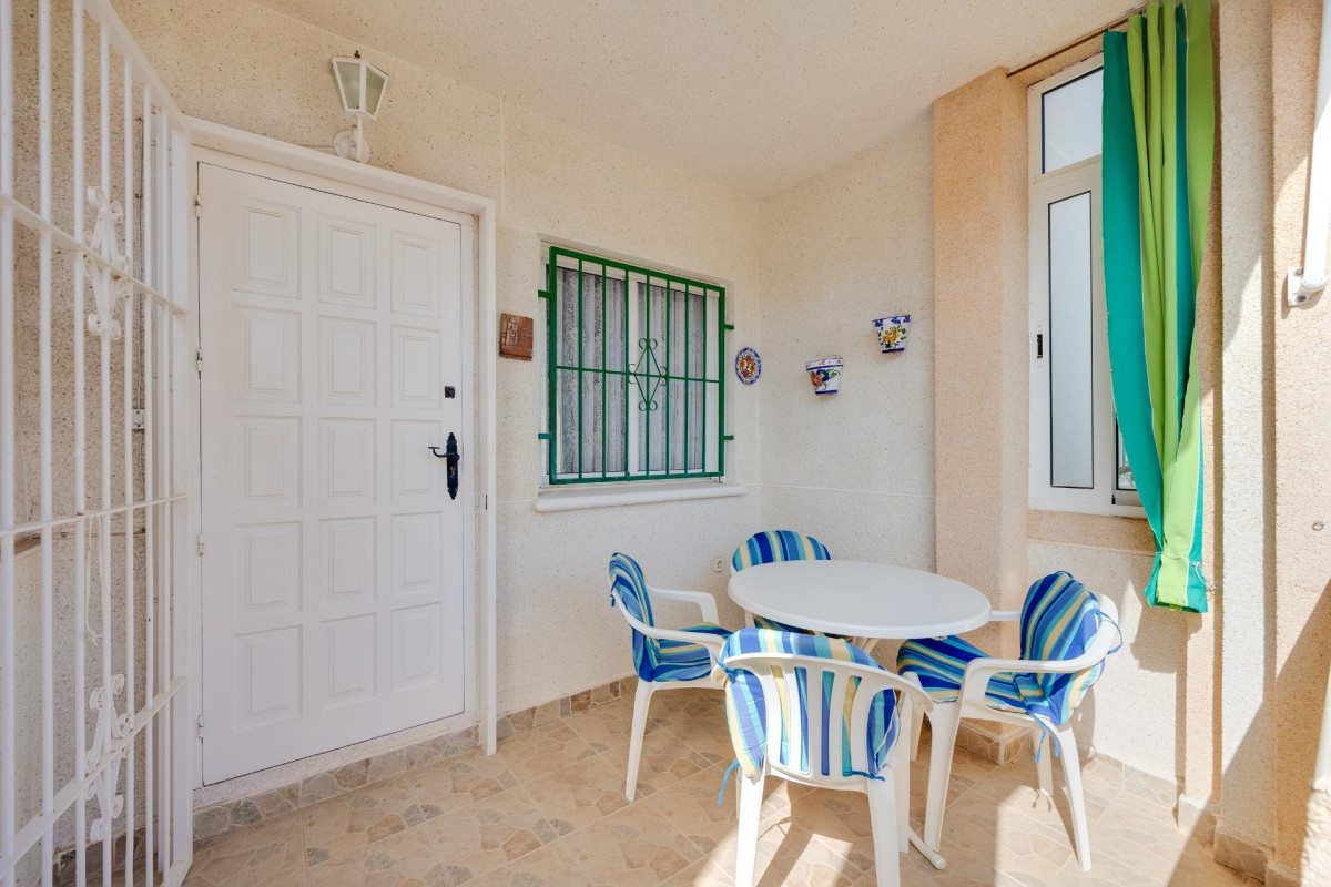 Resale - Apartment  - Torrevieja - Los altos