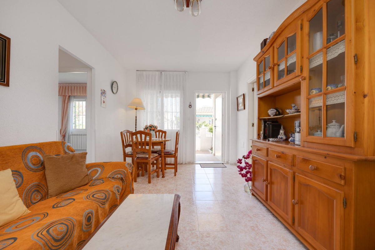 Resale - Apartment  - Torrevieja - Los altos