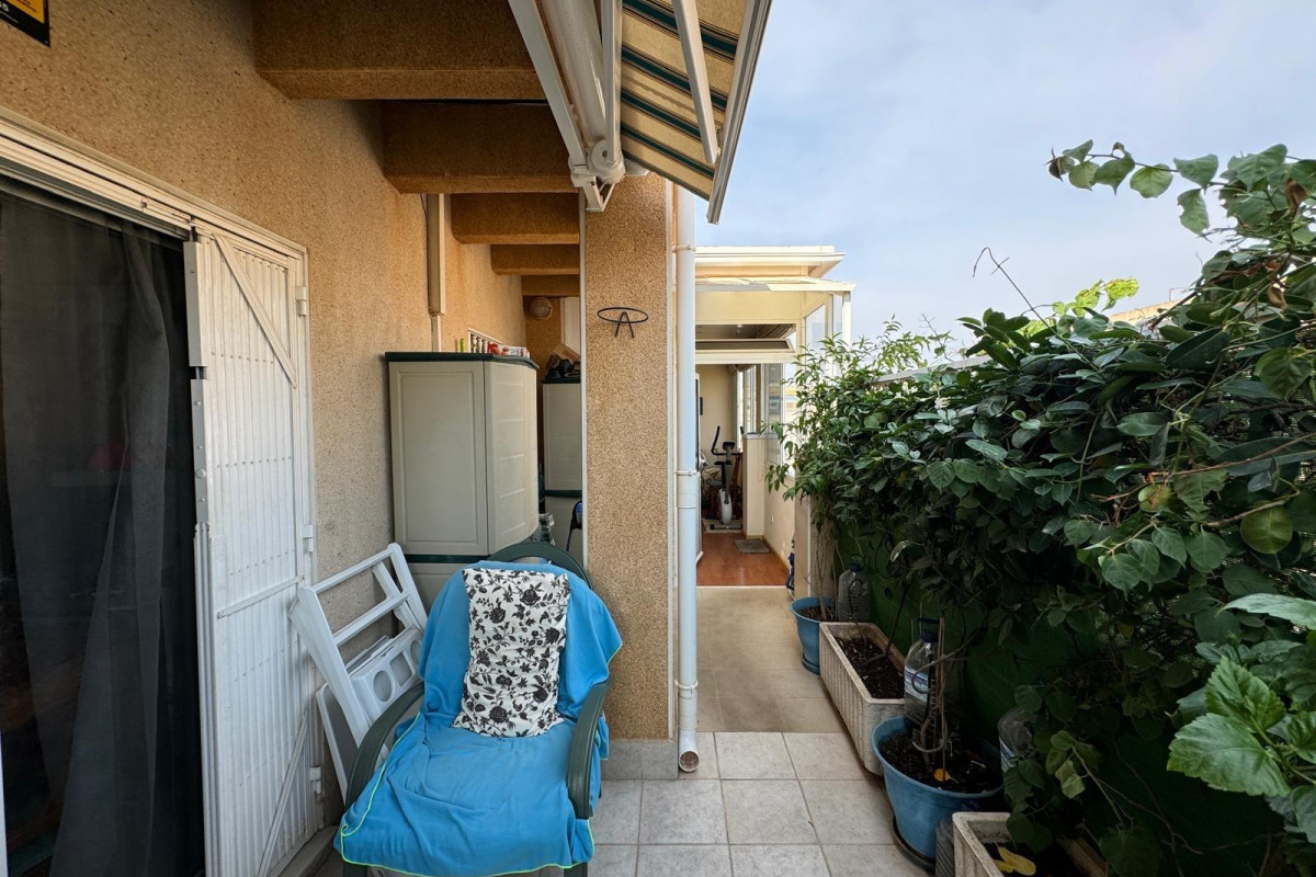 Resale - Apartment  - Torrevieja - Playa del cura