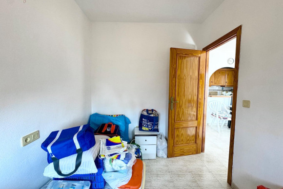 Resale - Apartment  - Torrevieja - Playa del cura