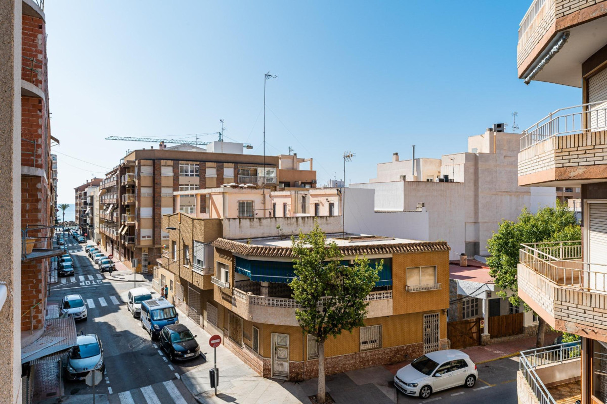 Herverkoop - Appartement  - Torrevieja - Estacion de autobuses