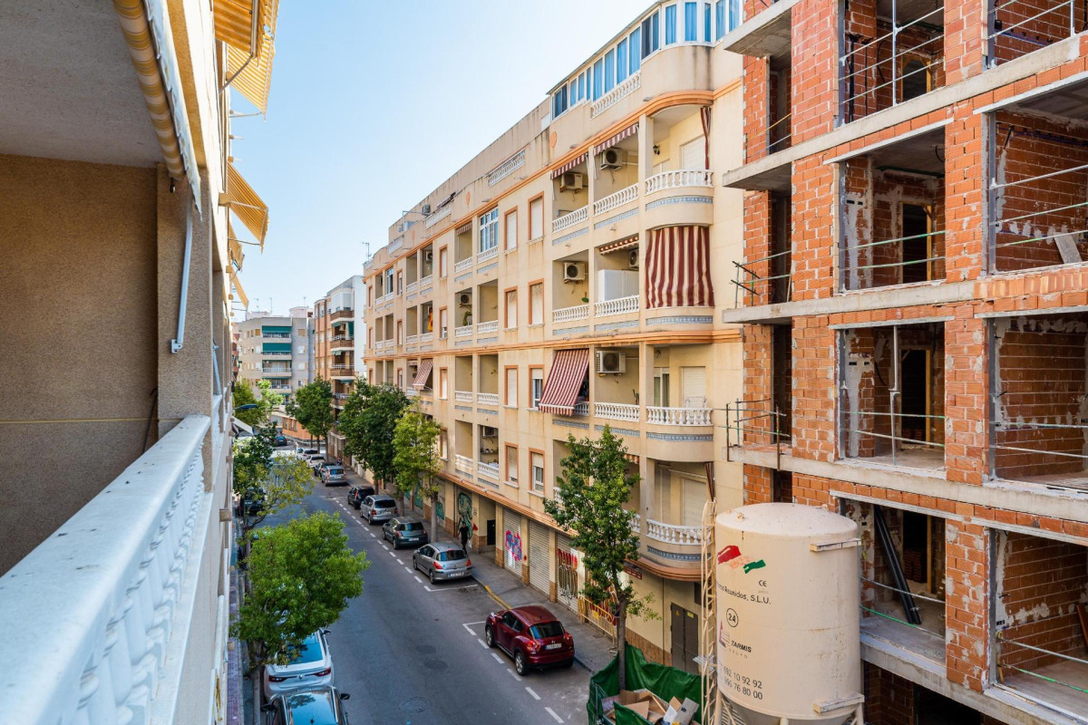 Herverkoop - Appartement  - Torrevieja - Estacion de autobuses